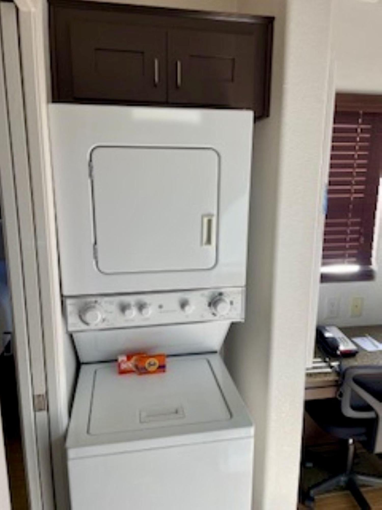 Sedona Pines Resort Exterior foto A typical tumble dryer